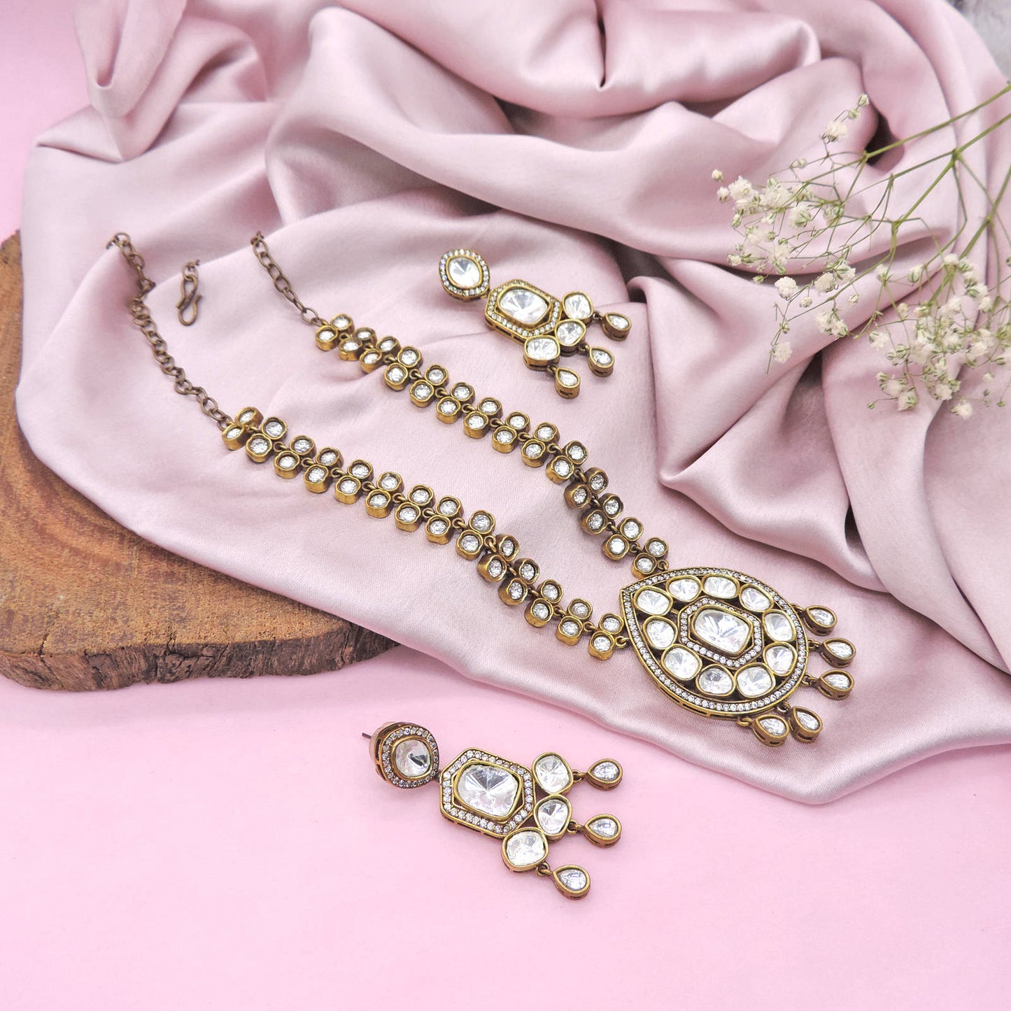 Samira Polki Necklace Set.
