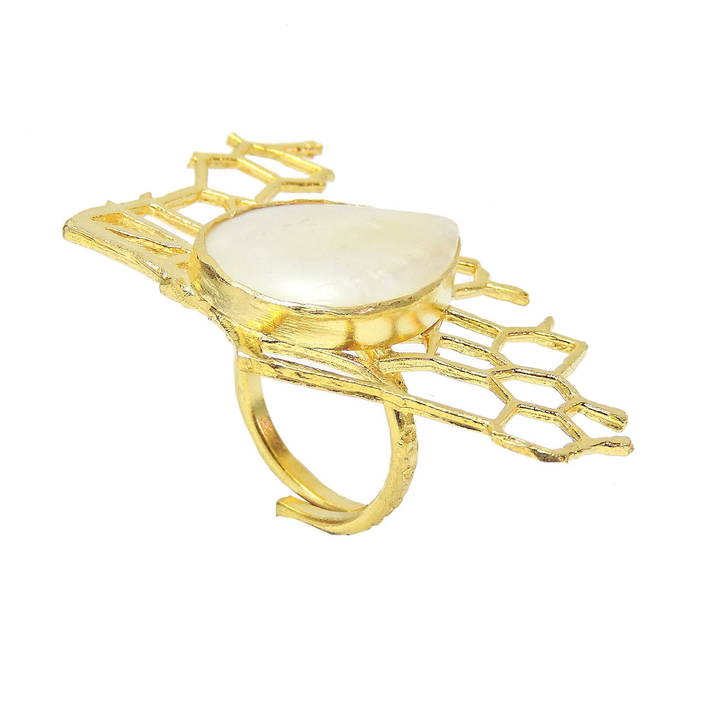 Baroque Pearl Ring.