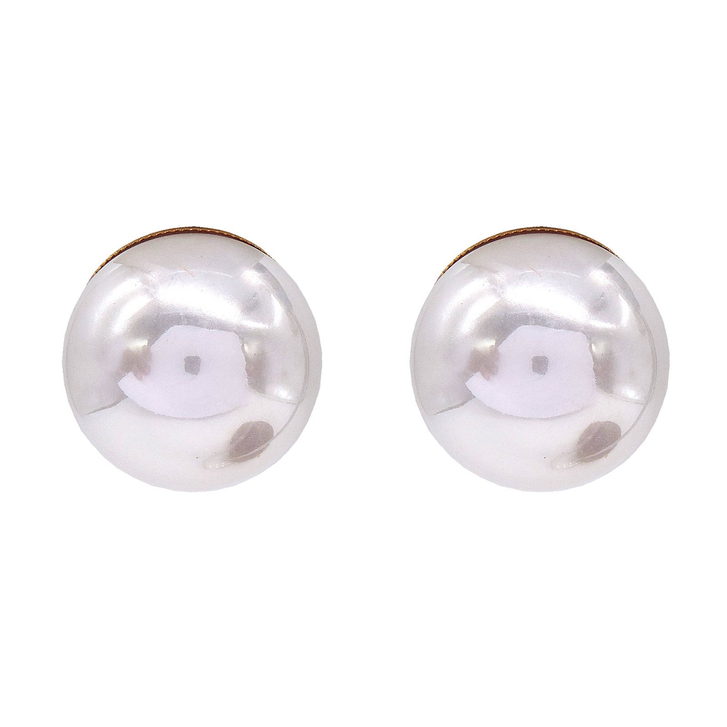 Jumbo Pearl Stud Earring.