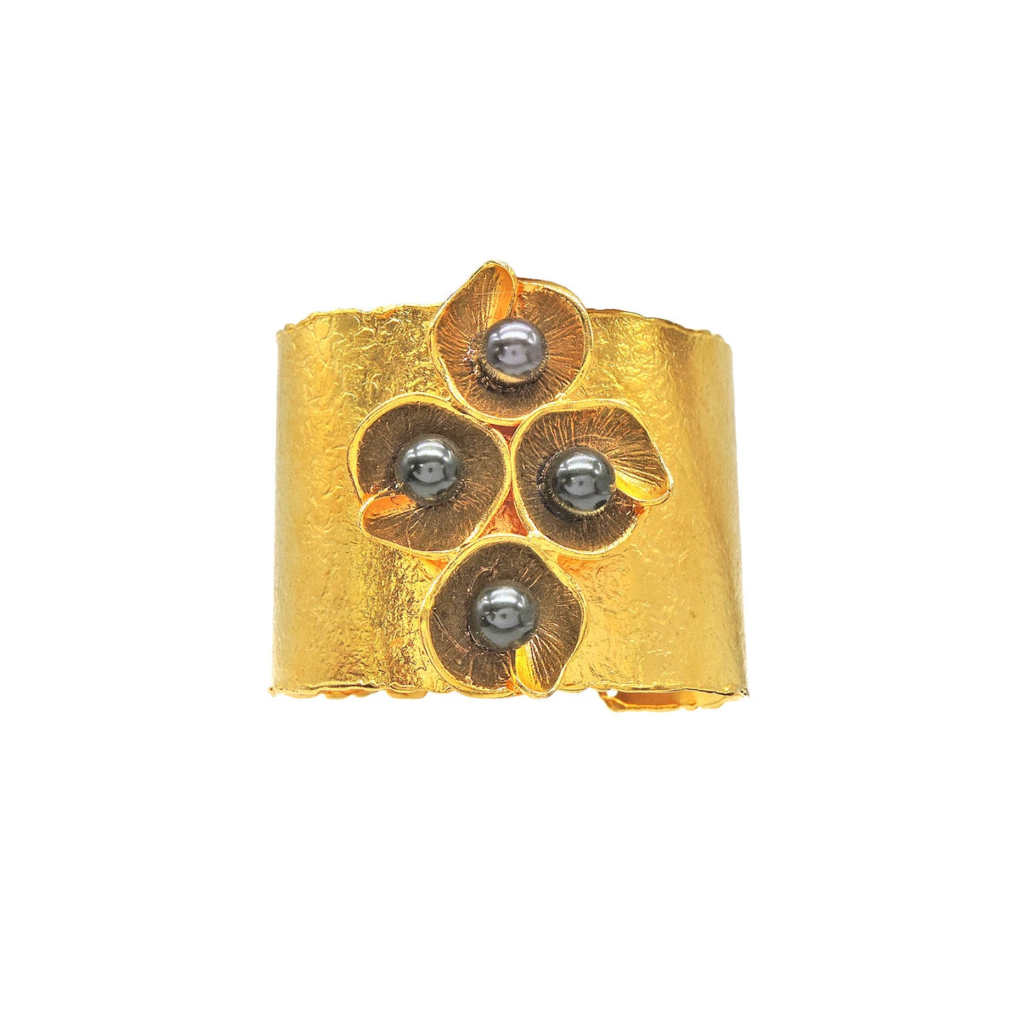 Tahititan Peal Cuff.