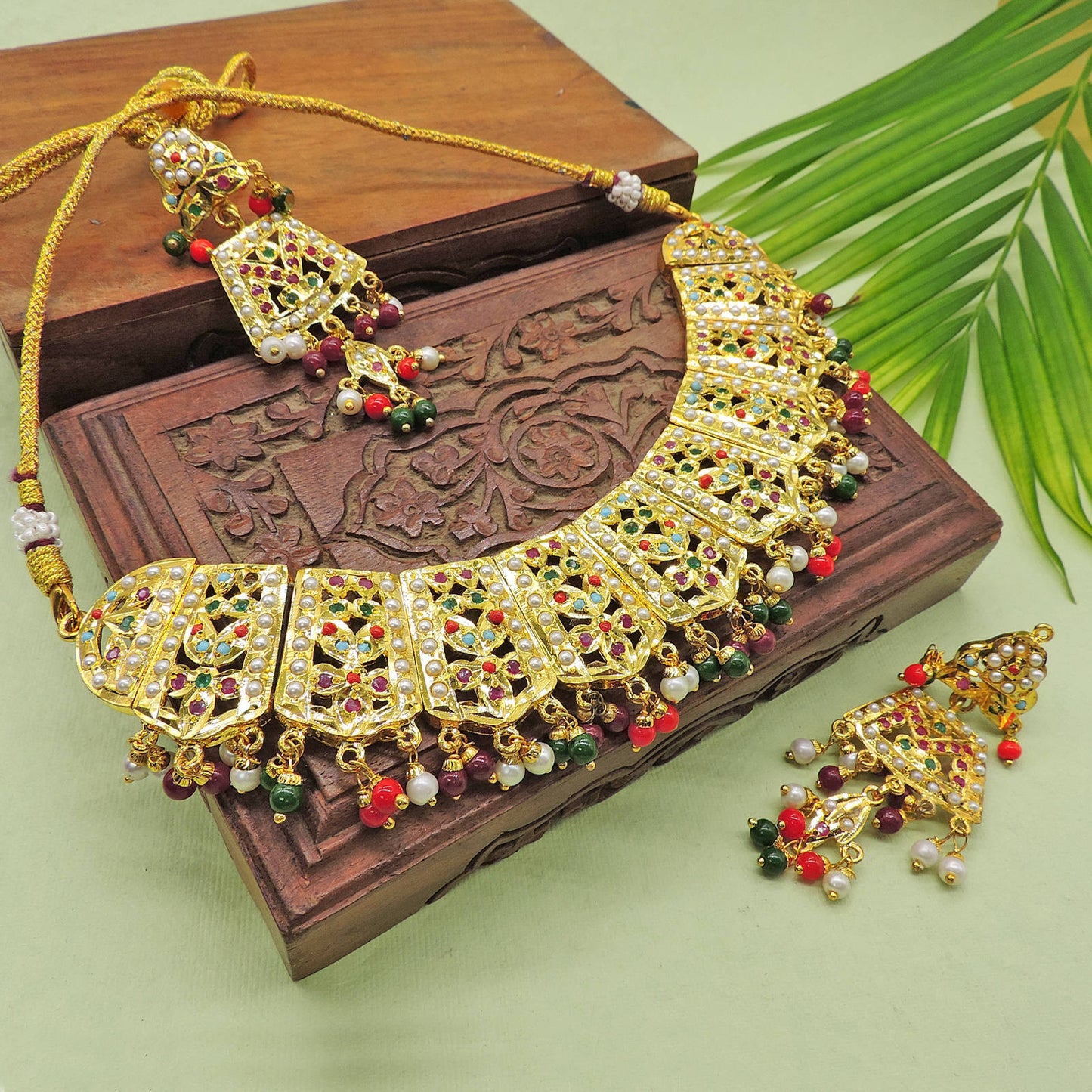 Ambika Jadau Necklace Set.