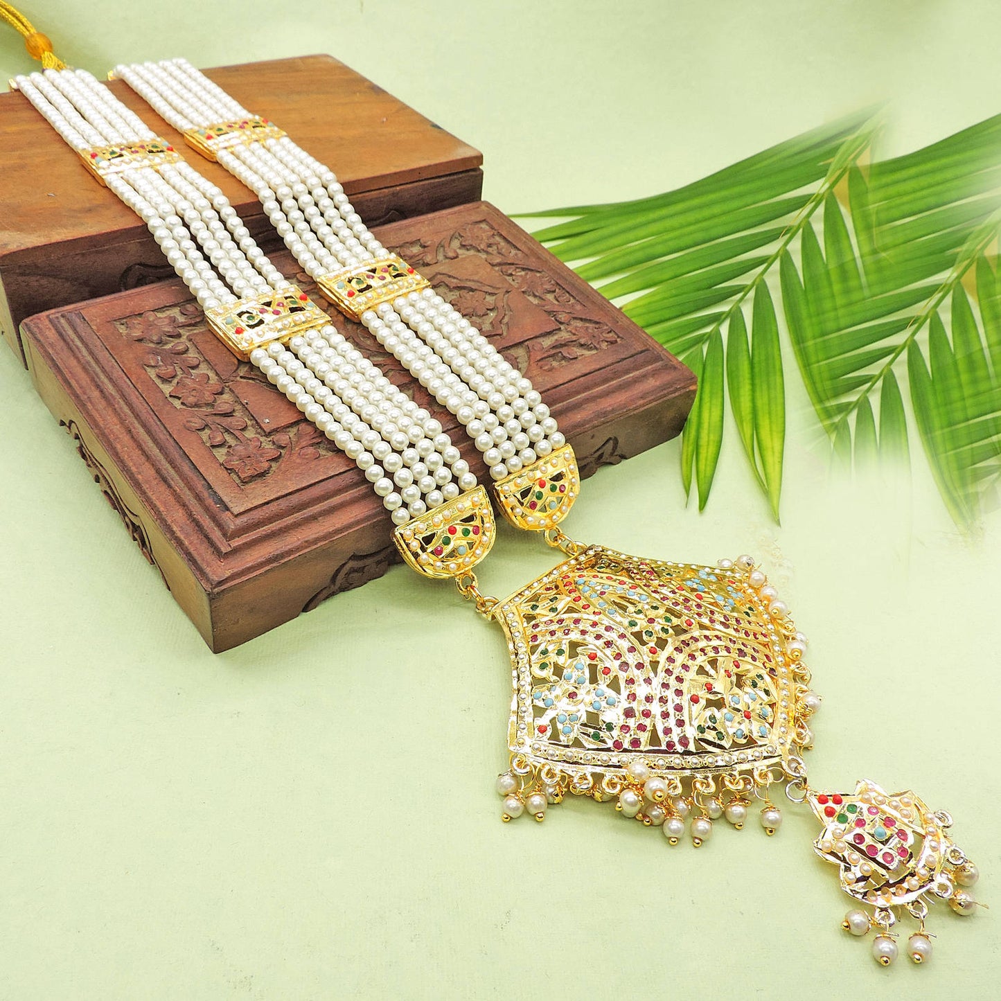 Monalisa Jadau Necklace.