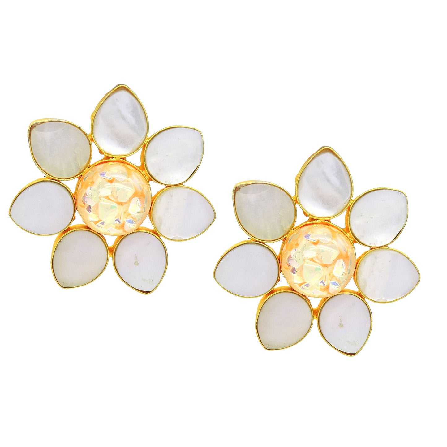 Chaand Stud Earring.