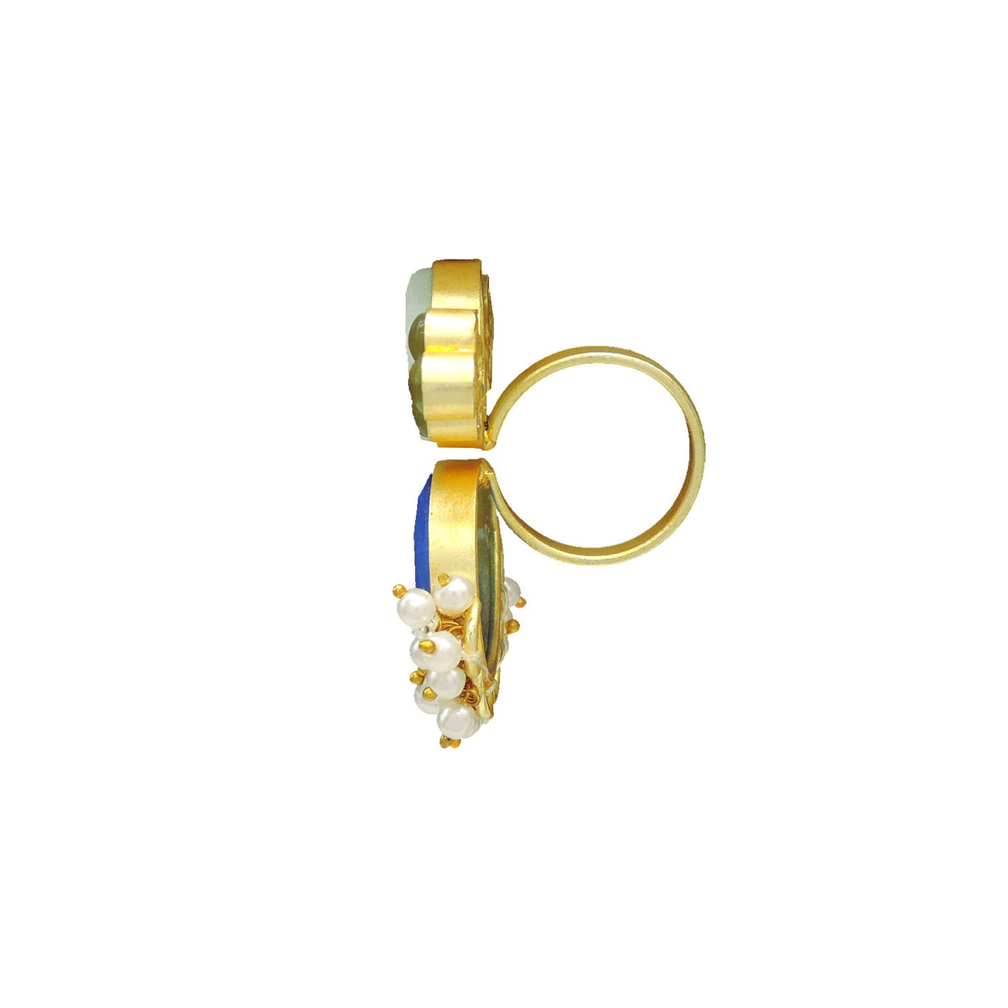 Mia Ring.