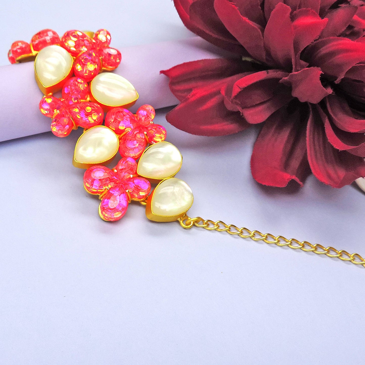 Sphere Gleam Bracelet.