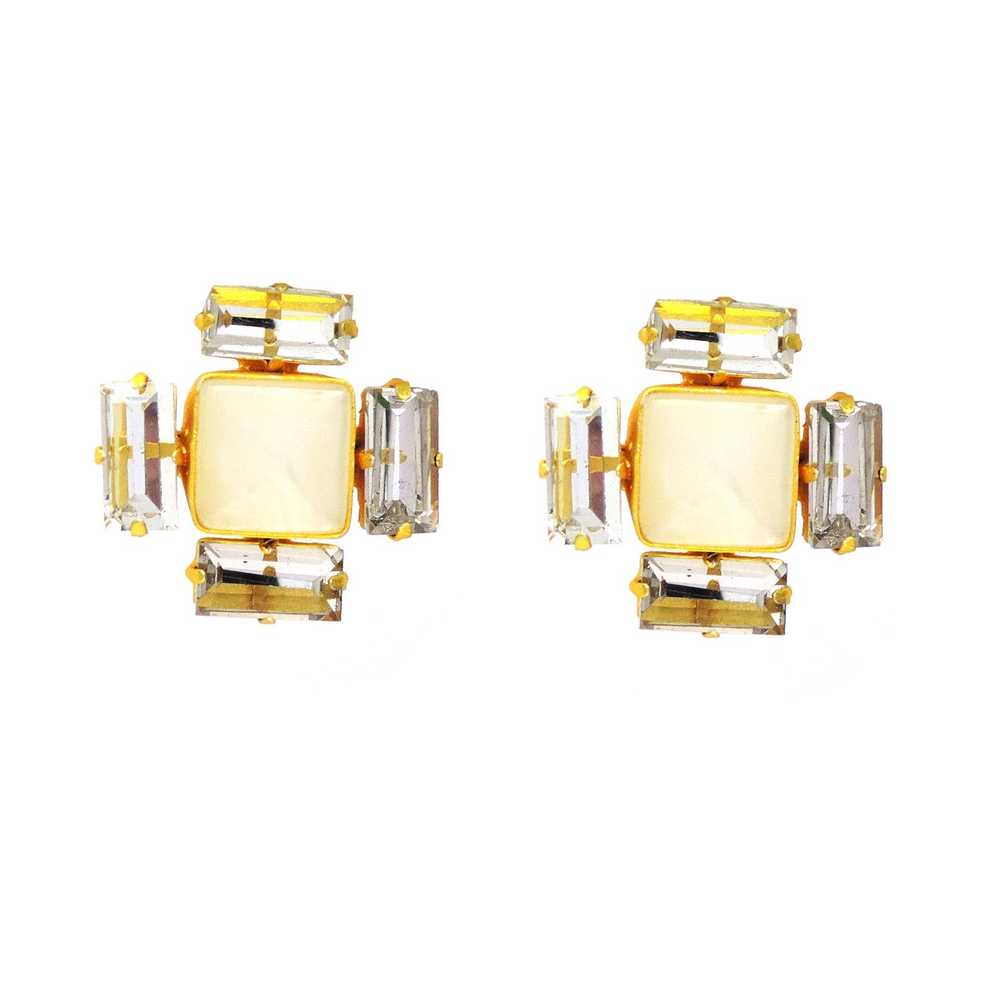 Nurvi Earring.
