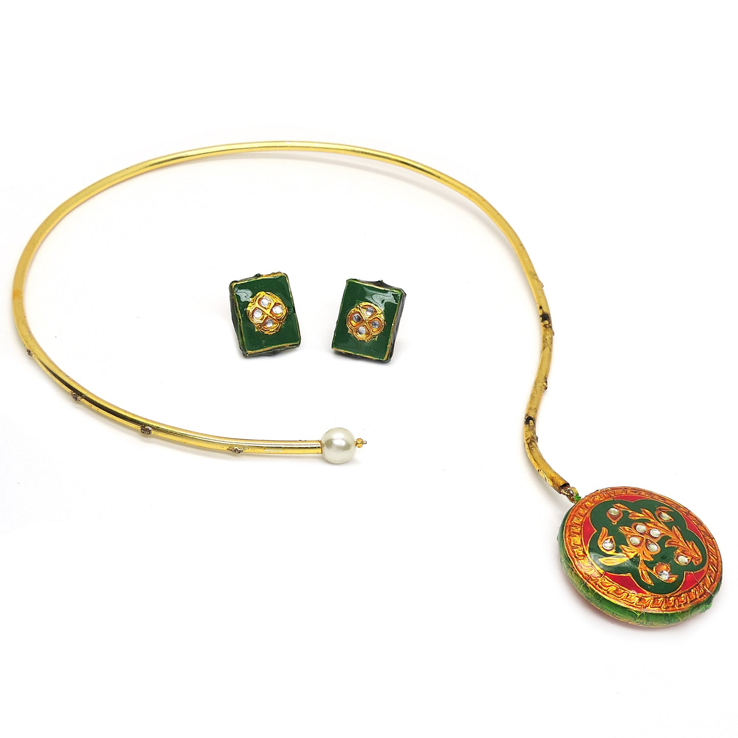 Reversible Bib Necklace.