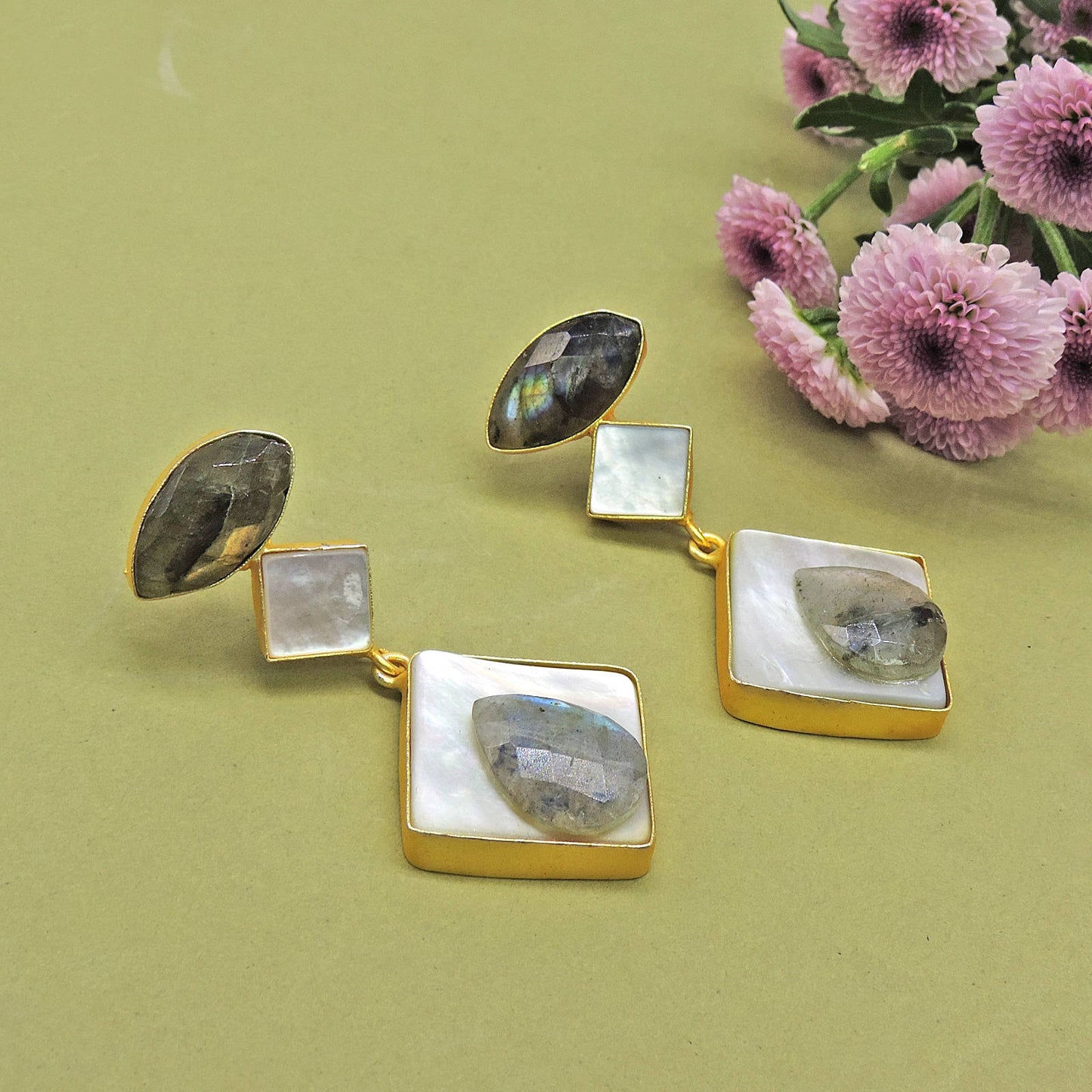 Giana Earrings.
