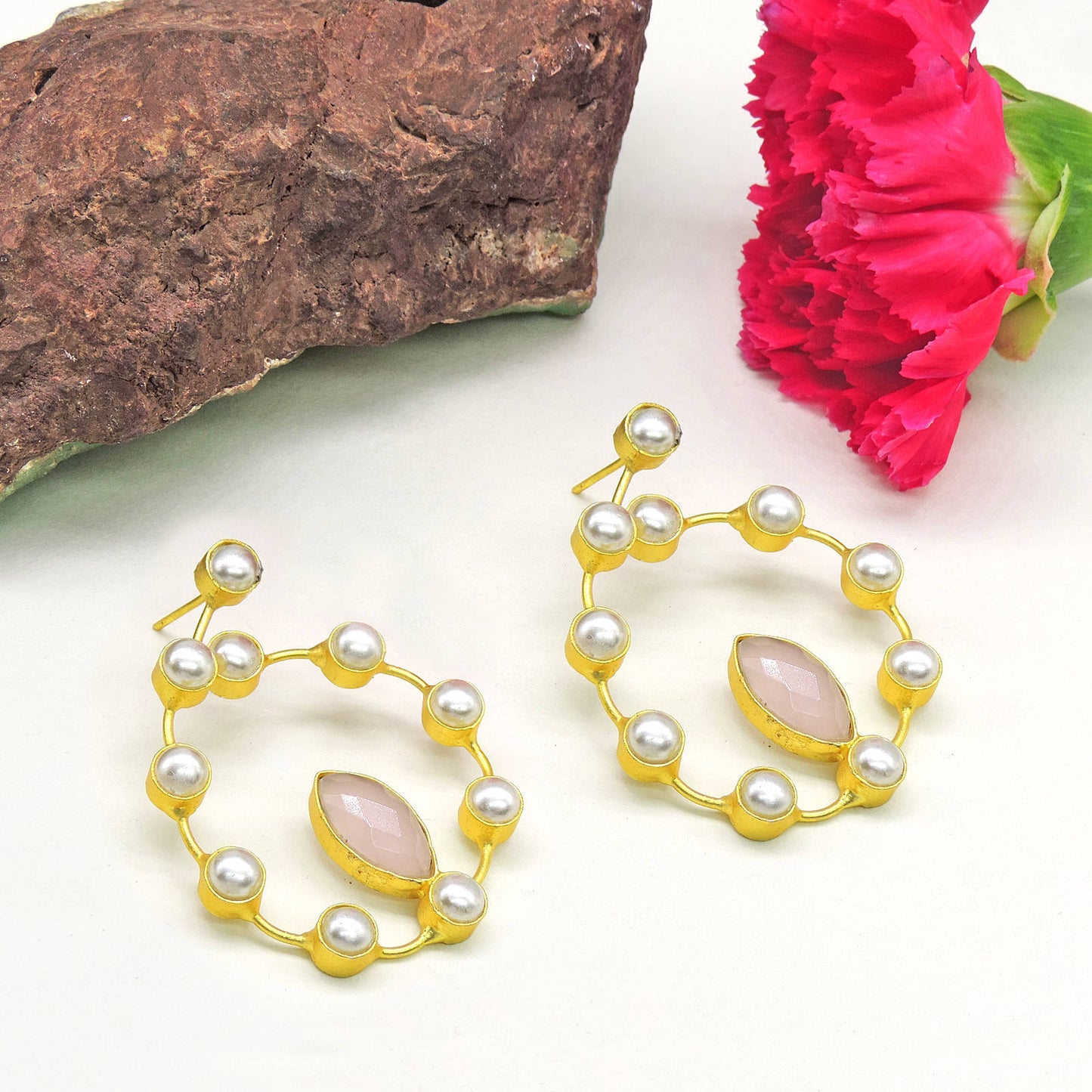 Yami Earring.