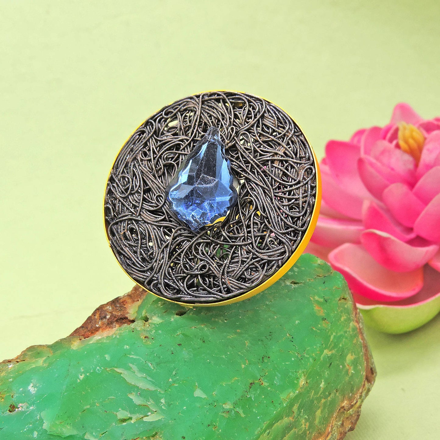 Avizeh Ring