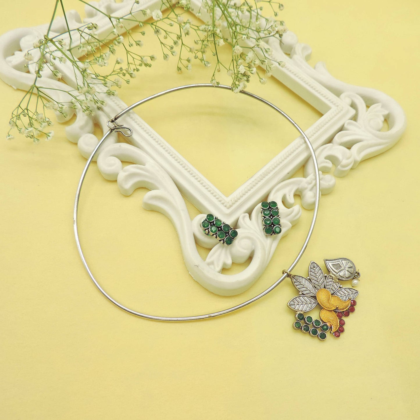 Rosa Ethnic Necklace Set.