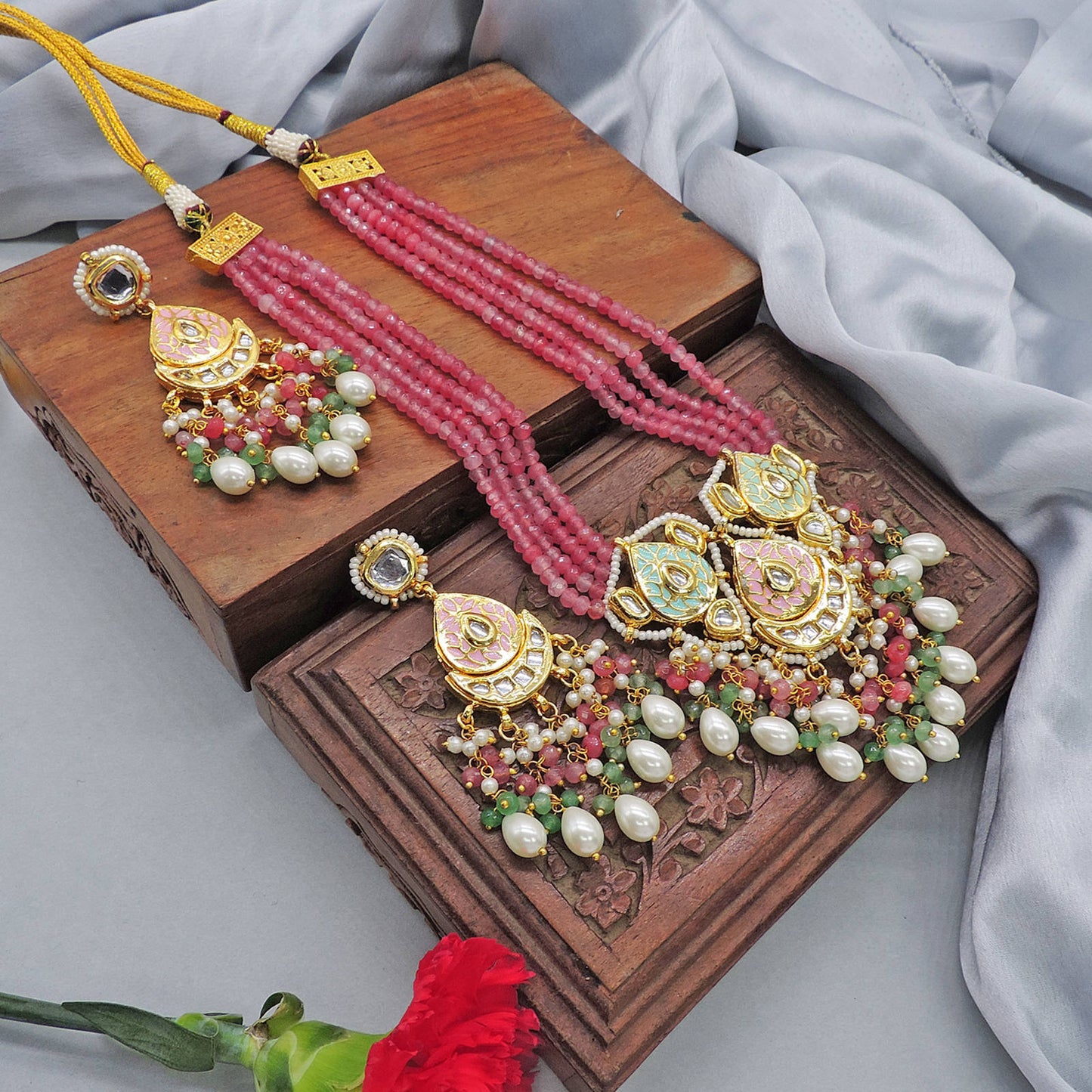 Saron Necklace Set.