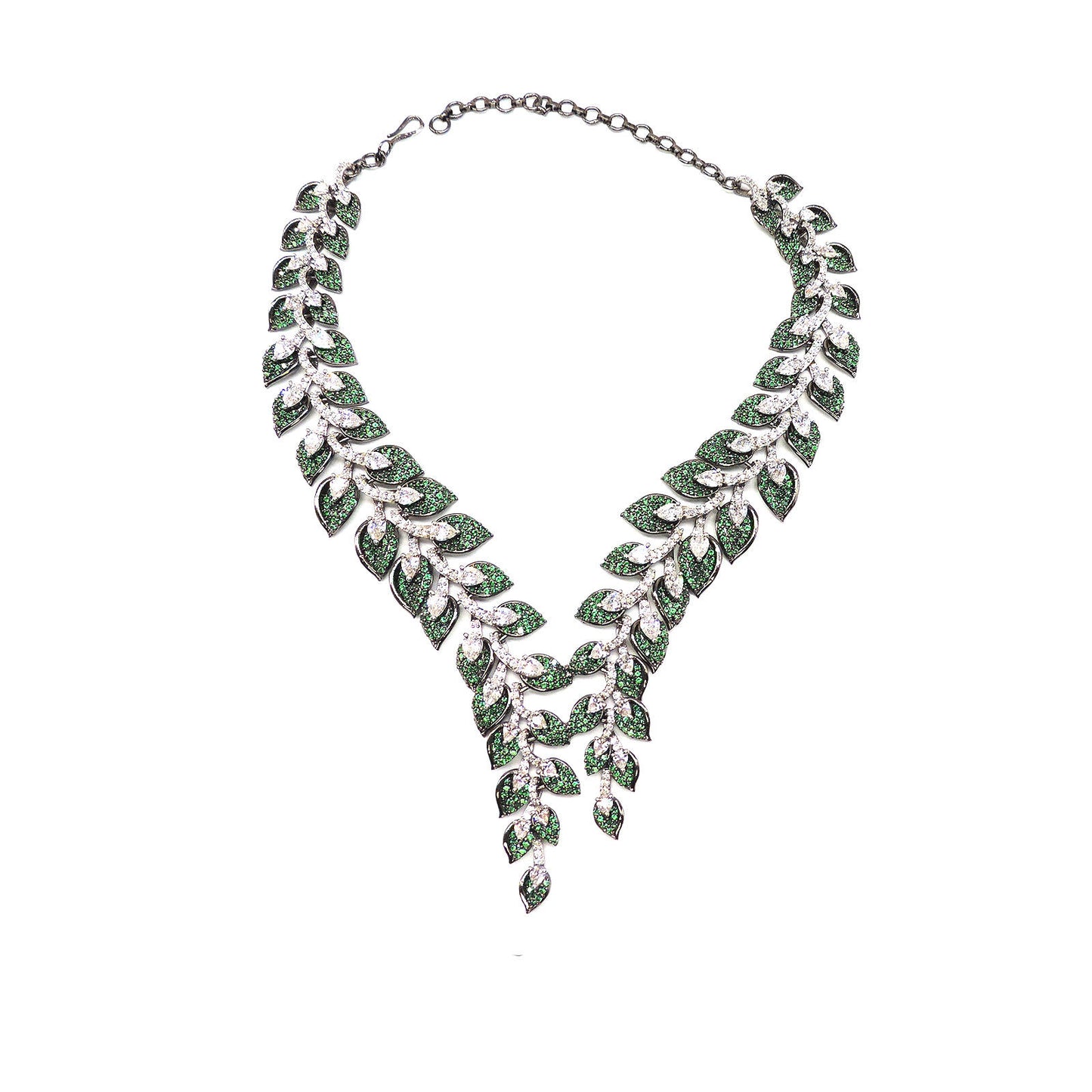 Vinasa Necklace Set.