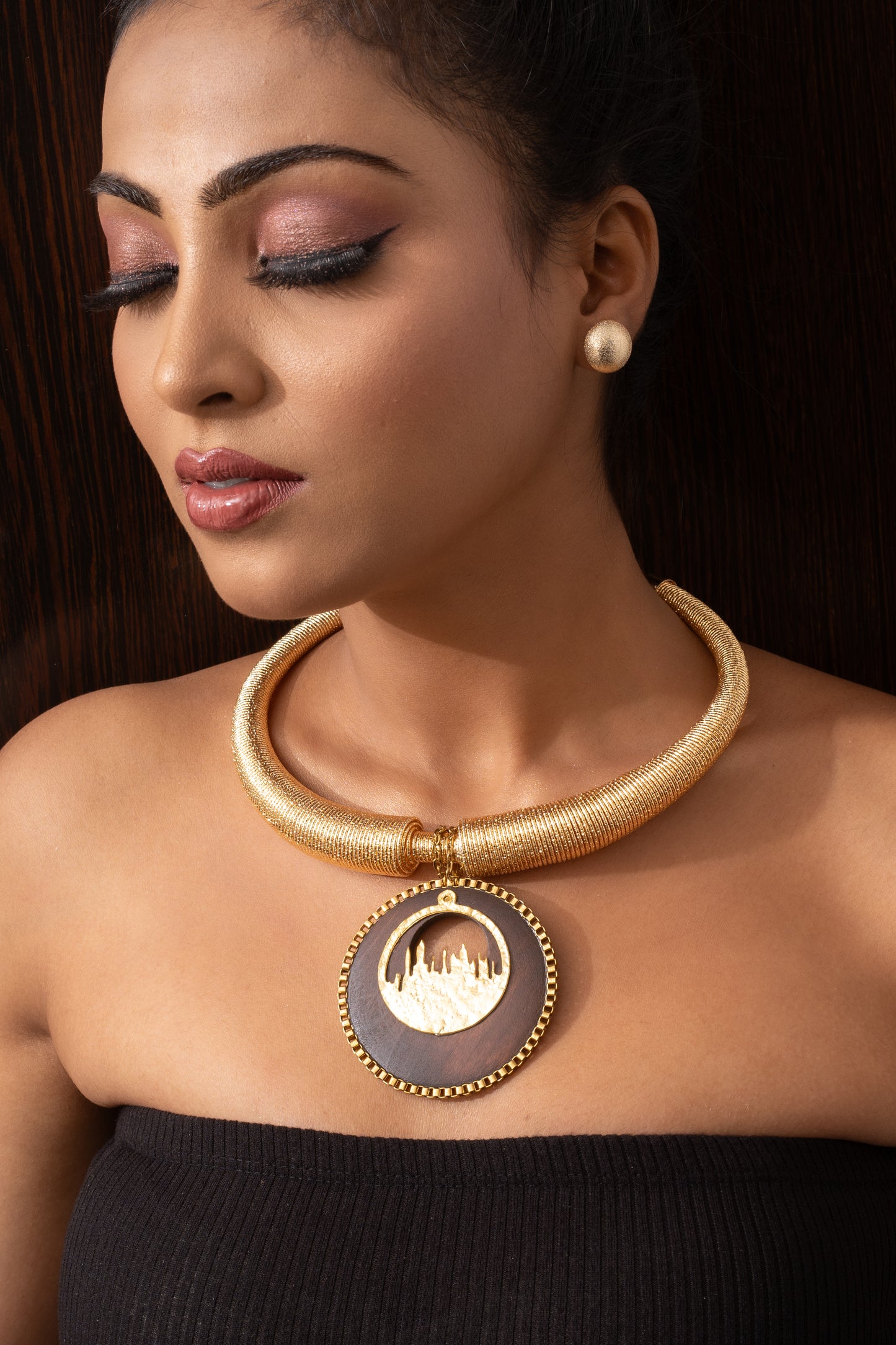 Skyna Limited Edition Necklace Set.