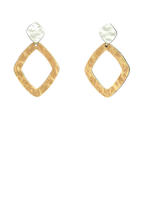 Hypoallergenic Lead and Nickel free Indo Western Earrings.
