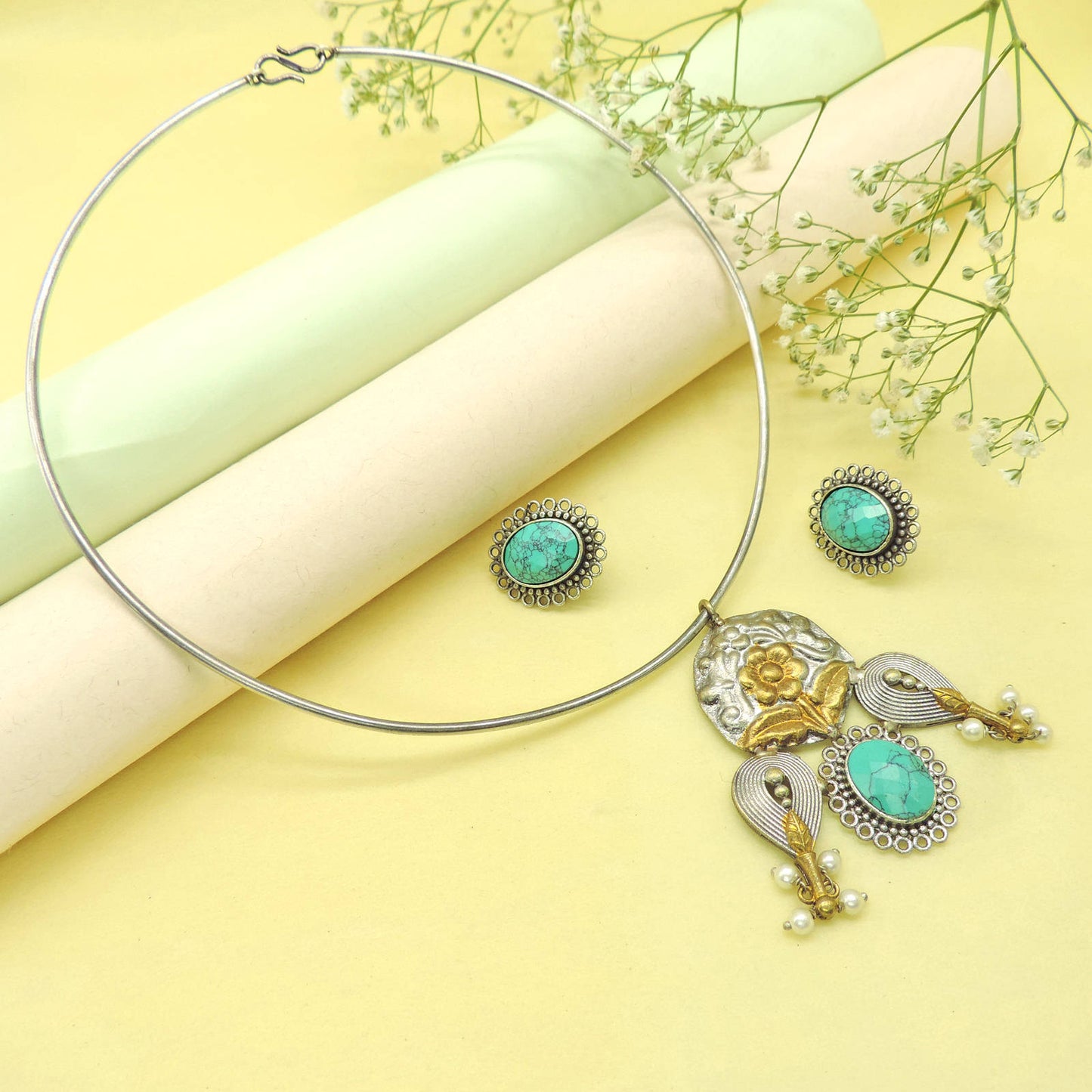 Moon Moon Ethnic Necklace Set.