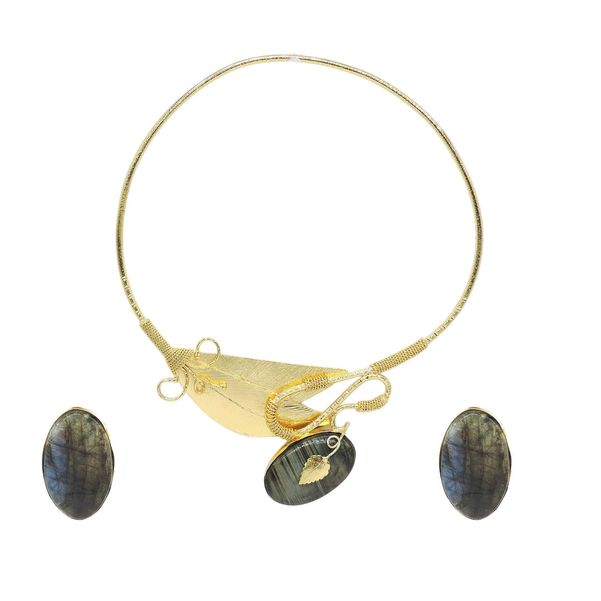 Bib Collar Necklace.