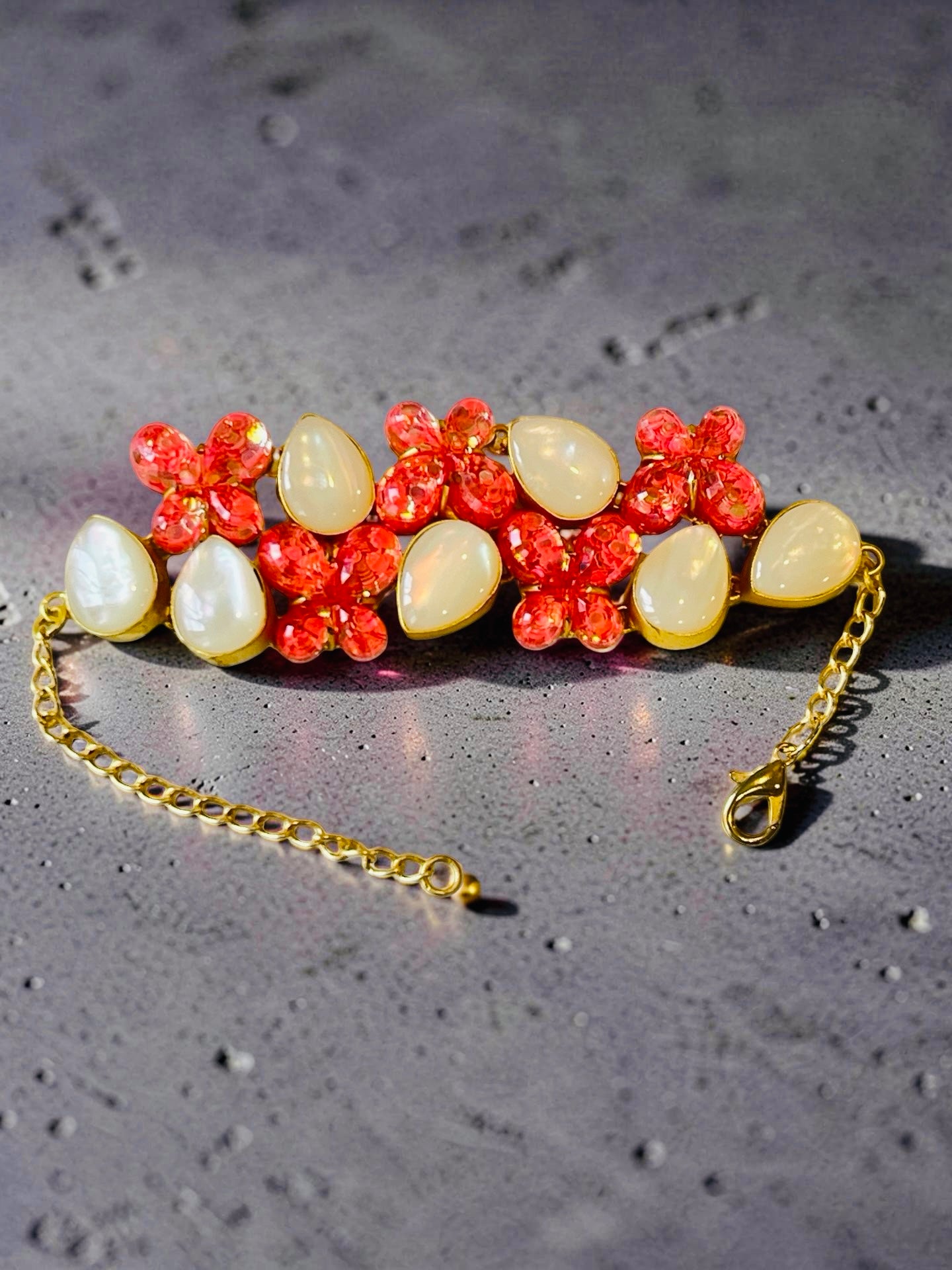 Sphere Gleam Bracelet.