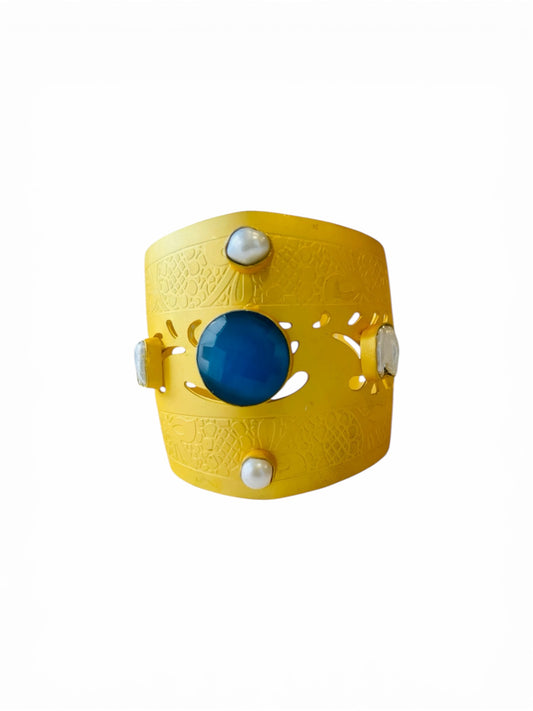 The Glittery Cuff.
