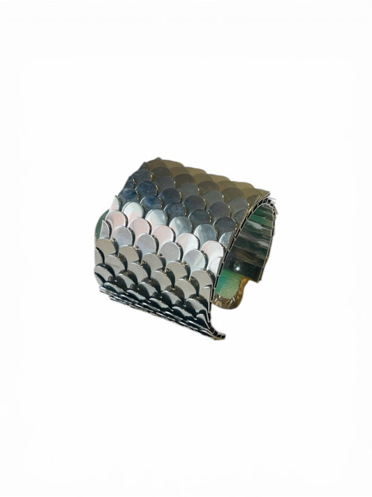 Lattice Cuff.