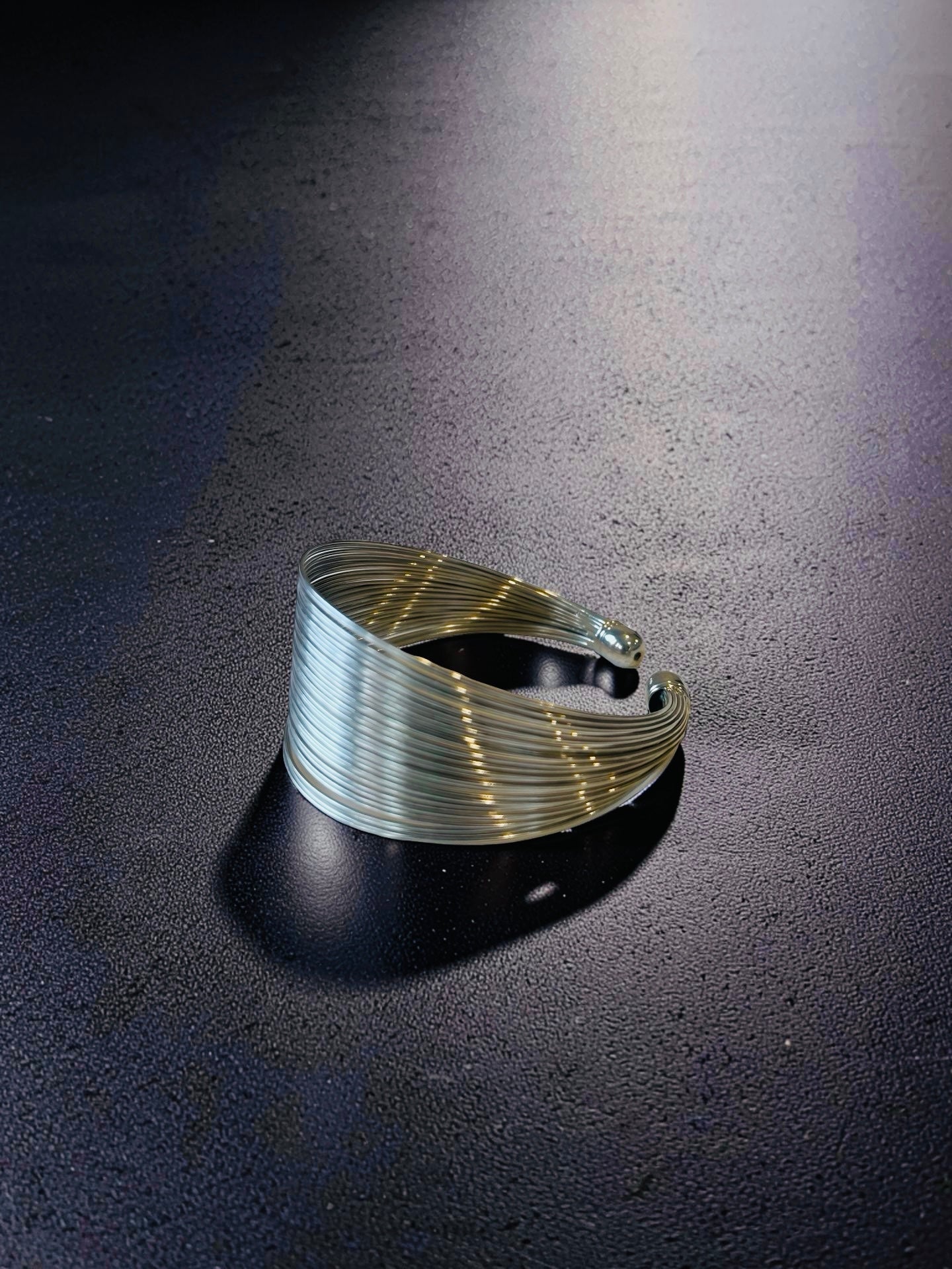 Cluster Cuff.