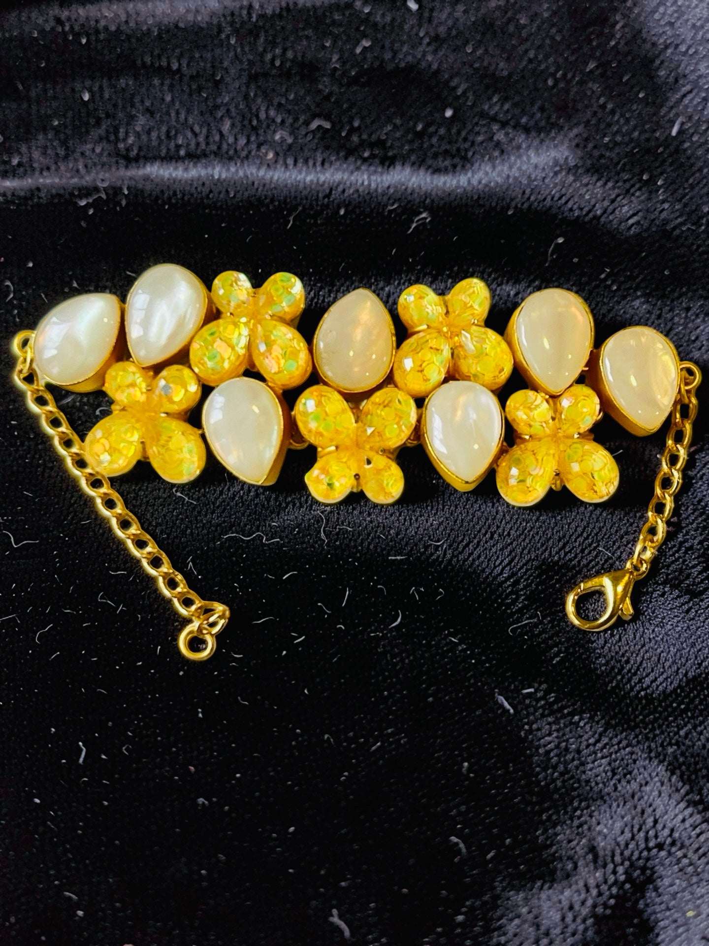 Sphere Gleam Bracelet.